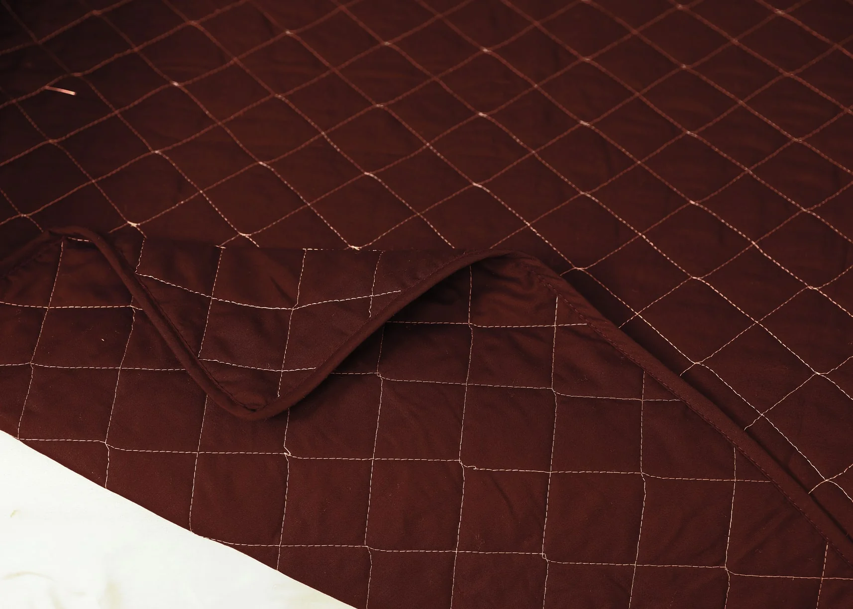 Red Rum Sofa Cover - Image 3